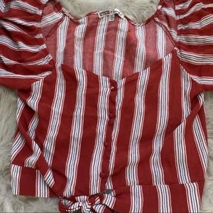 Gypsies & Moondust flutter sleeve top